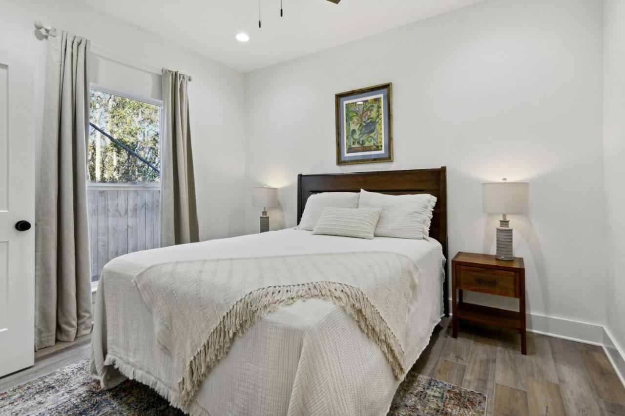 Cozy Vacation Rental In Old Town Bay St Louis Close To Beach, Bars, And Dining Bay St. Louis Exteriör bild