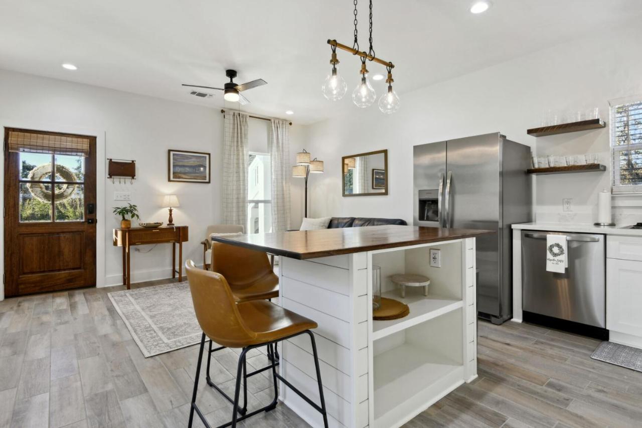 Cozy Vacation Rental In Old Town Bay St Louis Close To Beach, Bars, And Dining Bay St. Louis Exteriör bild